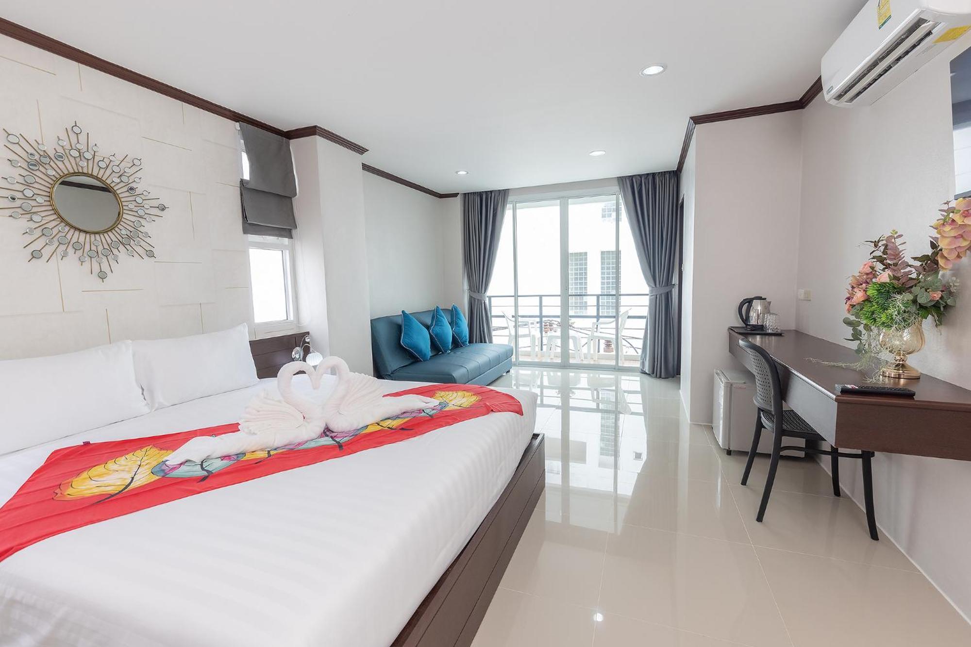 The Chic Patong Hotel Phòng bức ảnh
