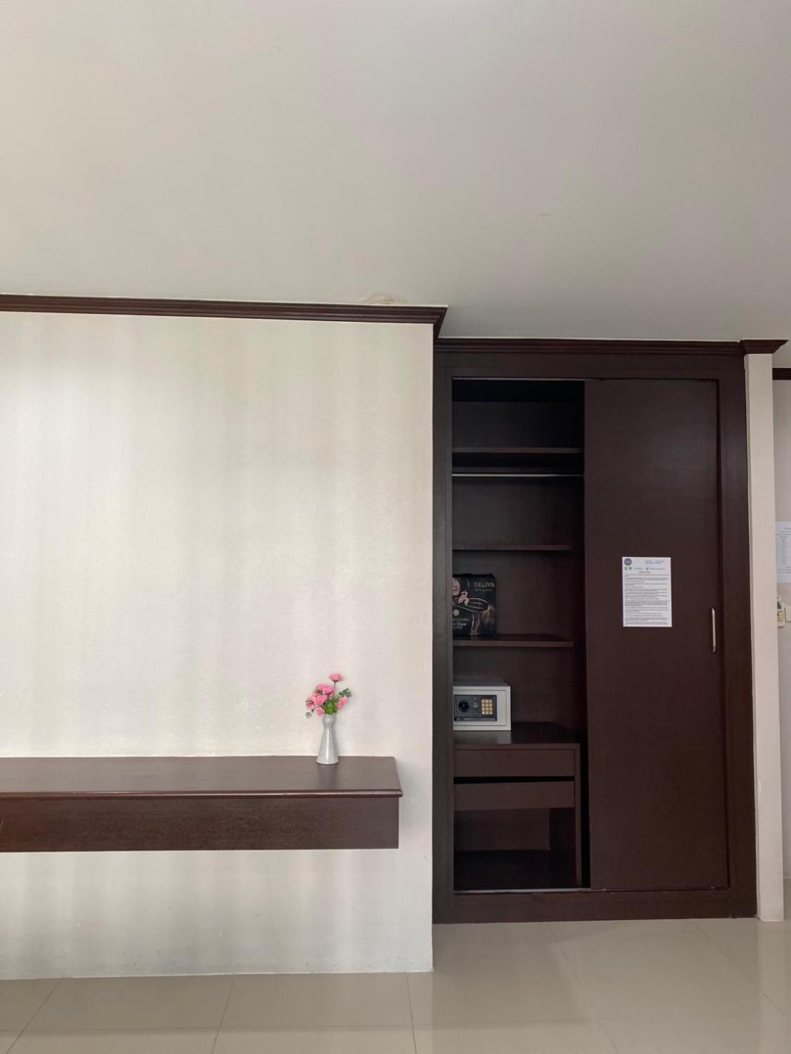 The Chic Patong Hotel Phòng bức ảnh